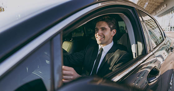 Side,Profile,View,Smiling,Young,Driver,Smiling,Businessman,Man,20s